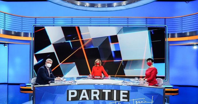 Vicepremiér Havlíček popíral v Partii TV Prima tvrzení šéfky TOP 09 Marktéty Pekarové Adamové, že by se do rezervačního systému k očkování proti covidu zadávala rodná čísla. (17. 1. 2021)