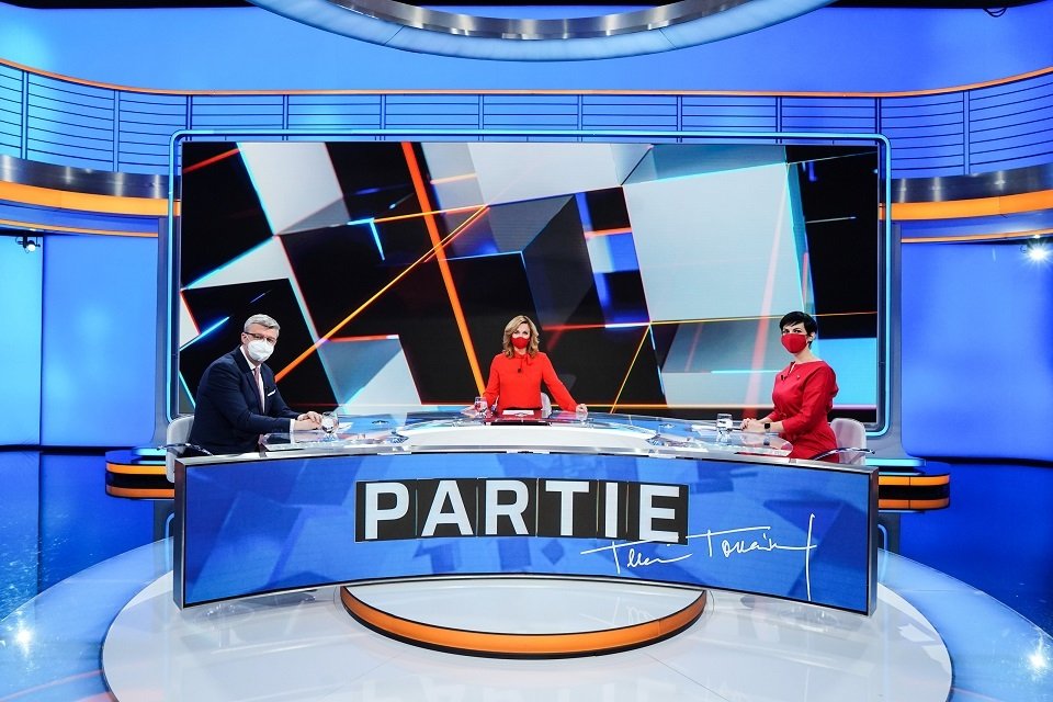 Vicepremiér Havlíček popíral v Partii TV Prima tvrzení šéfky TOP 09 Marktéty Pekarové Adamové, že by se do rezervačního systému k očkování proti covidu zadávala rodná čísla. (17. 1. 2021)