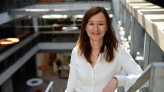 Včasné modelování scénářů pomáhá zvládat geopolitiku i reformy, říká šéfka rizik životní pojišťovny NN Hana Havlíčková Včasné modelování scénářů pomáhá zvládat geopolitiku i reformy, říká šéfka rizik životní pojišťovny NN Hana Havlíčková