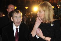 Havel: Cenu za něj převezme manželka, cestu mu zakázali