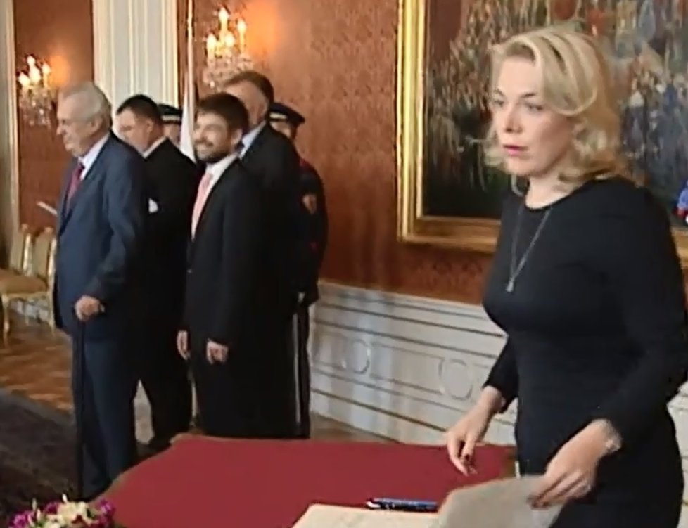 Nina Smitová, dcera Dagmar Havlové, byla jmenována soudkyní.