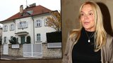 Dagmar Havlová si stěžuje: Kvůli tunelu Blanka mi praská vila