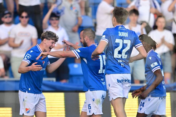 ONLINE: Baník - Táborsko 3:0. Boula přidal pojistku, gólman Pastornický znovu zaváhal ONLINE: Baník - Táborsko 3:0. Boula přidal pojistku, gólman Pastornický znovu zaváhal