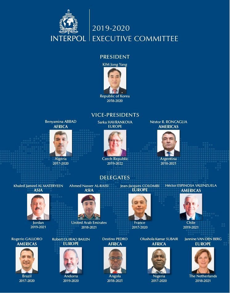 Tablo vedení Interpolu. Nechybí na něm mezi viceprezidenty ani Češka Šárka Havránková