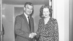 Někdejší australský premiér Bob Hawke na snímku s bývalou britskou premiérkou Margaret Thatcherovou