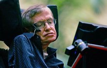 Geniální fyzik Stephen Hawking (74) varuje lidstvo: Hledejme si jinou planetu!