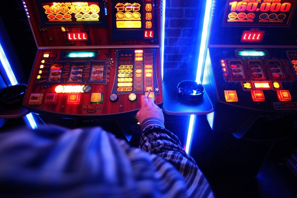 Hrací automaty, které se Praha snaží na svém území regulovat. (ilustrační foto)