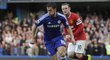 Záložník Chelsea Eden Hazard rozhodl duel s Manchesterem United