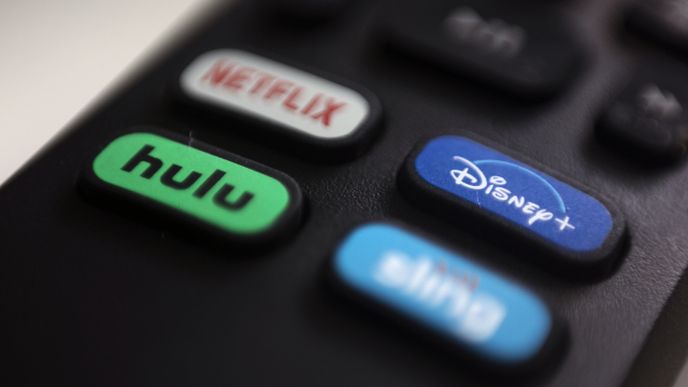 Na český trh vstupují dvě nové streamovací platformy HBO Max a Disney+.