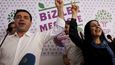 Takhe Demirtaş a Yüksekdagová oslavovali červnový úspěch ve volbách
