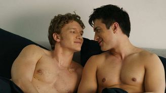 Hokejové porno vs. smrad šatny: Seriálový hit Heated Rivalry je „červená knihovna, kterou potřebujeme“ Hokejové porno vs. smrad šatny: Seriálový hit Heated Rivalry je „červená knihovna, kterou potřebujeme“