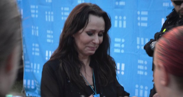 Heidi Janků se rozplakala na autogramiádě.