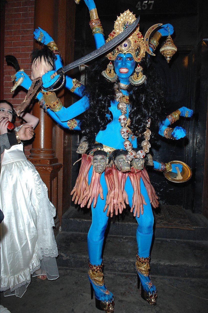 Heidi Klum jako indická bohyně Kálí (2008)