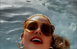 Heidi Klumová v bazénu