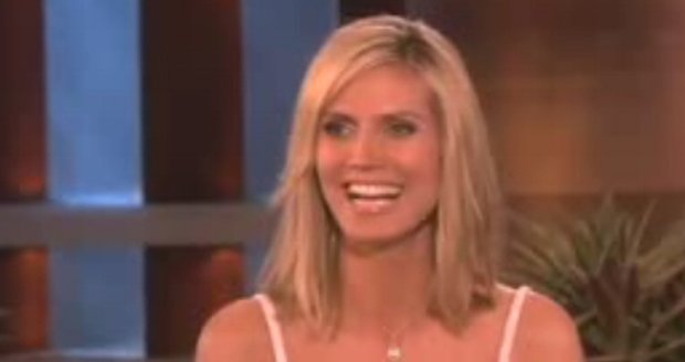 Heidi Klum: Svlékla se v přímém přenosu!