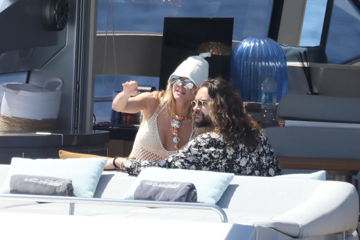 Německá modelka Heidi Klum s přítelem Tomem Kaulitz na romantické plavbě na jachtě. 