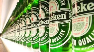 Heineken o dvě třetiny zvýšil zisk, dosahuje necelých dvou miliard eur