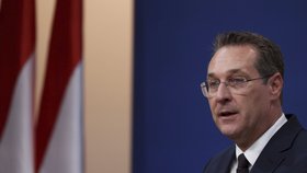 Rakouský vicekancléř a šéf krajně pravicových svobodných Heinz-Christian Strache