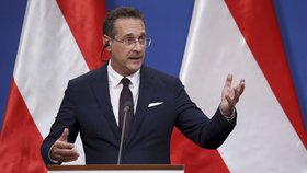 Rakouský vicekancléř a šéf krajně pravicových svobodných Heinz-Christian Strache