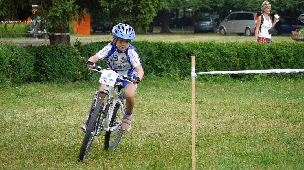 Bikerka Dáša Hejhalová (8) nemá v Česku konkurenci. Soupeřky se jí bojí.