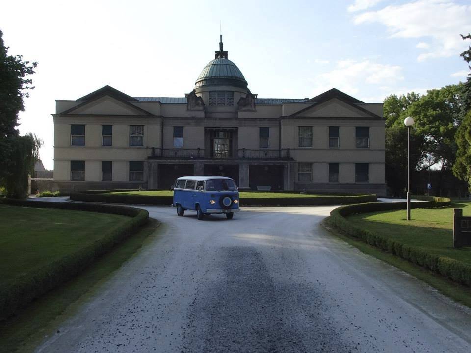 Lukáš na své cestě navštívil zámek Ratboř na Kolínsku.