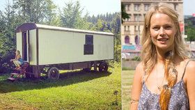 Modelka Helena Houdová: Uvězněná 6 dní v maringotce a úplné tmě!