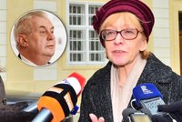 Ministryně je znechucená a nemocná: Válková mluvila se Zemanem o rezignaci!
