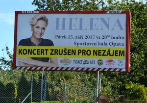 Bllboardy na všech výpadovkách v okolí Opavy i v samotném městě oznamují, že koncert Heleny Vondráčkové se nekoná kvůli nezájmu. Zpěvaččin tým vše líčí jinak a spor nejspíš skončí u soudu!