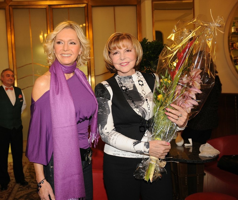 2008: Helena s Hanou Zagorovou