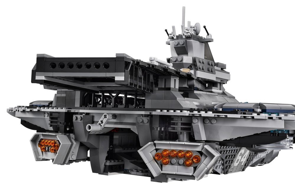 LEGO Helicarrier v plné polní