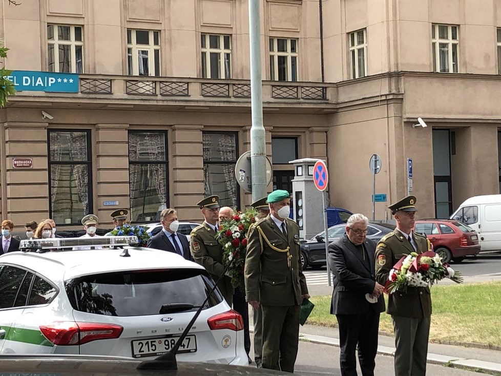 Pieta k uctění památky generála Heliodora Píky, který byl zavražděn ve vykonstruovaném procesu 21. června 1949