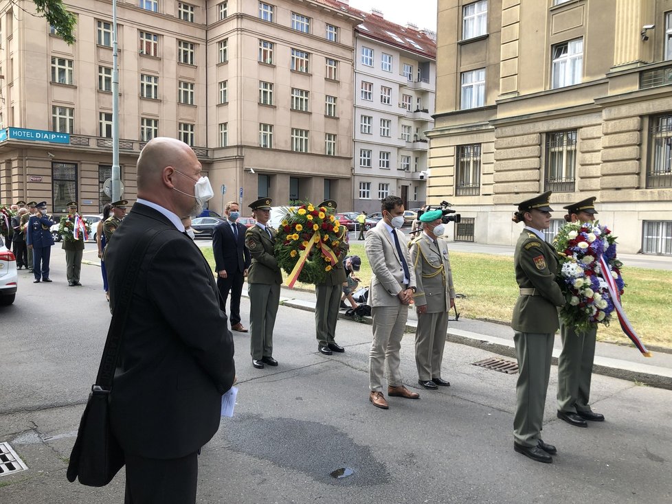 Pieta k uctění památky generála Heliodora Píky, který byl zavražděn ve vykonstruovaném procesu 21. června 1949