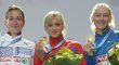 Stupně vítězů po ME v Helsinkách 2012; zleva zlatá Denisa Helceletová, zlatá průšvihářka Ruska Davydovová a tehdy bronzová Ukrajinka Joroščuková