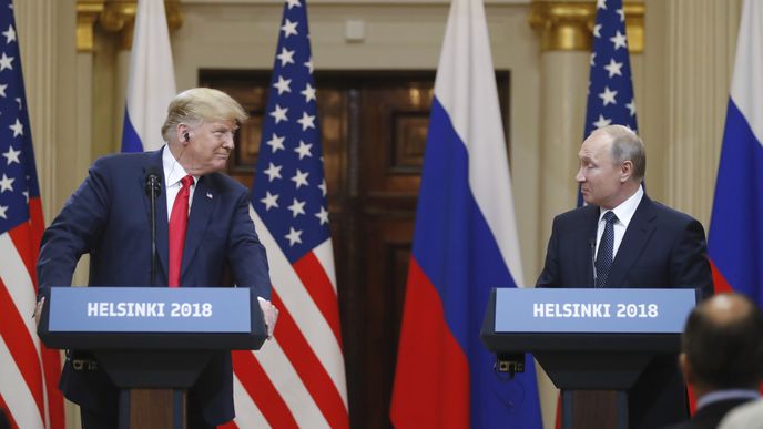 Společná konference Donalda Trumpa a Vladimira Putina.