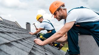 Na čem (ne)šetřit při stavbě domu? Většina lidí to dělá obráceně Na čem (ne)šetřit při stavbě domu? Většina lidí to dělá obráceně