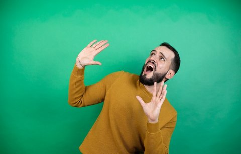 Falešní odborníci vás připraví o peníze. Jak je včas odhalíte?