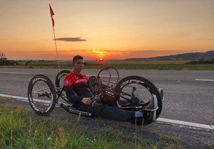 Petr Stanislav přišel o svůj handbike. Zloději ho ukradli přímo z garáže.