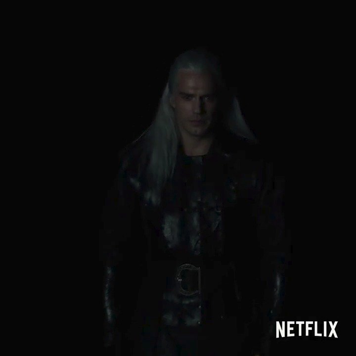 Henry Cavill jako Geralt z Rivie.