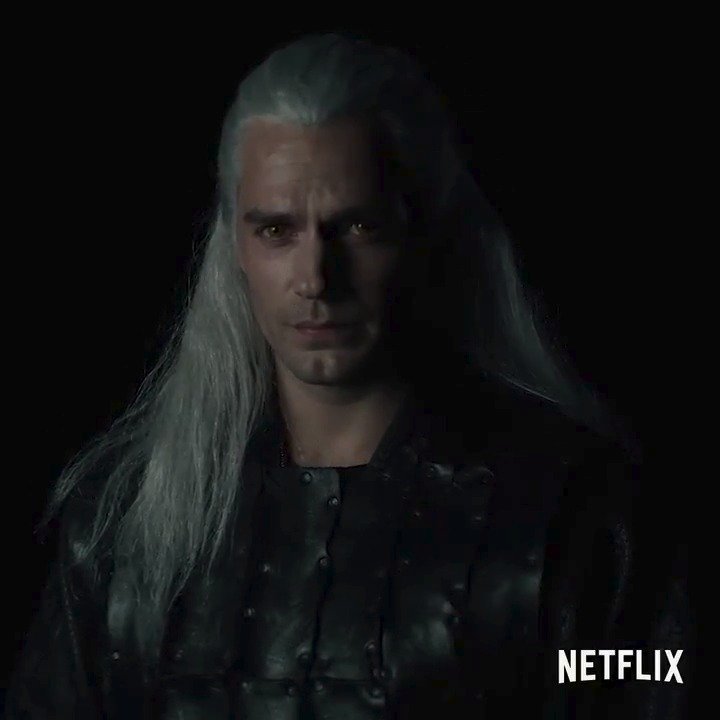 Henry Cavill jako Geralt z Rivie.