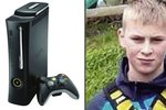 Henry se oběsil kvůli tomu, že si postahoval na Xbox 360 hry v hodnotě 14 tisíc korun a přišli mu na to rodiče.