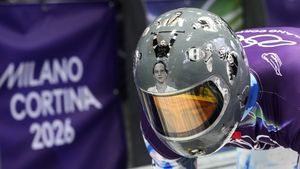 Měl na helmě sportovce, které zabili Rusové. Ukrajinského skeletonistu diskvalifikovali Měl na helmě sportovce, které zabili Rusové. Ukrajinského skeletonistu diskvalifikovali