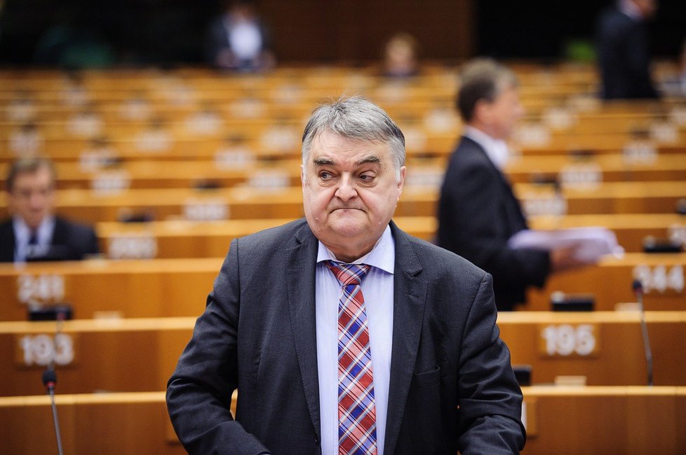 Europoslanec Herbert Reul v Bruselu