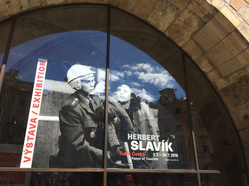 Výstava Tváře Česka je k vidění po celý červenec ve Staroměstské radnici.
