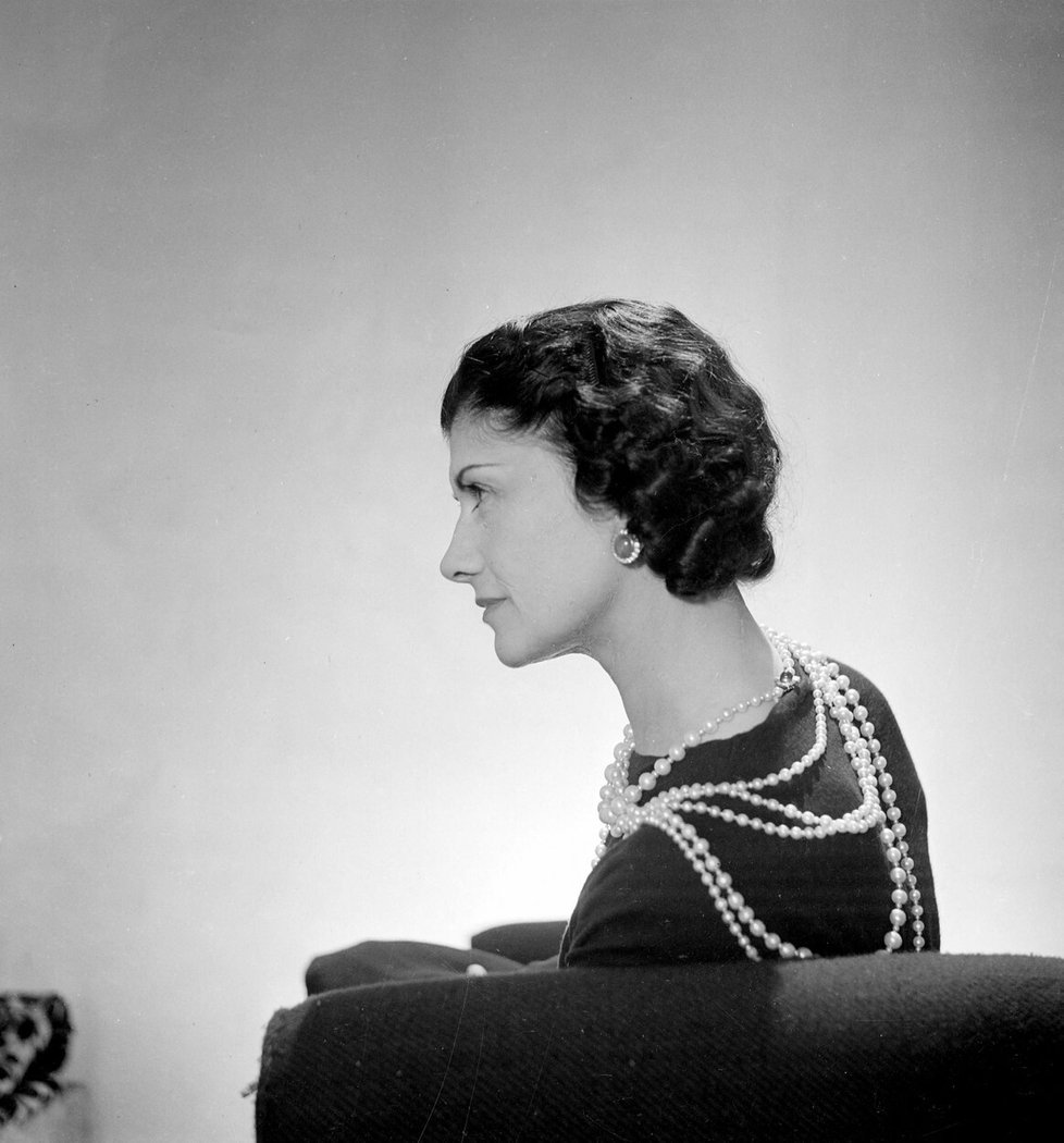 Gabrielle Chanel – Coco Chanel (1937)
