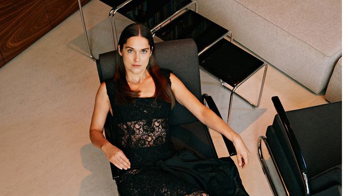 Herečka Judit Pecháček. Za možnost focení ve vile Minimalní maximum děkujeme architektonickému studiu Stempel & Tesař. Herečka Judit Pecháček. Za možnost focení ve vile Minimalní maximum děkujeme architektonickému studiu Stempel & Tesař.