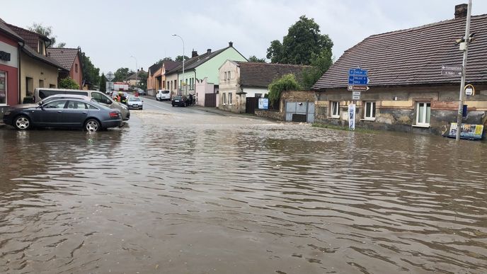 Záplavy v Heřmanově Městci (14. 6. 2020)