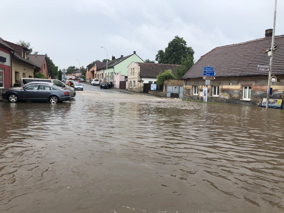 Záplavy v Heřmanově Městci (14. 6. 2020)