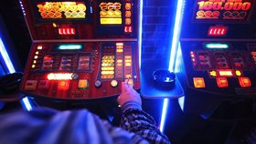Ostrava řekla razantní NE hazardu: Místní „nacpali“ do automatů miliardu
