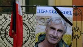 Smutek ve Francii: Teroristé zabili vězněného Gourdela
