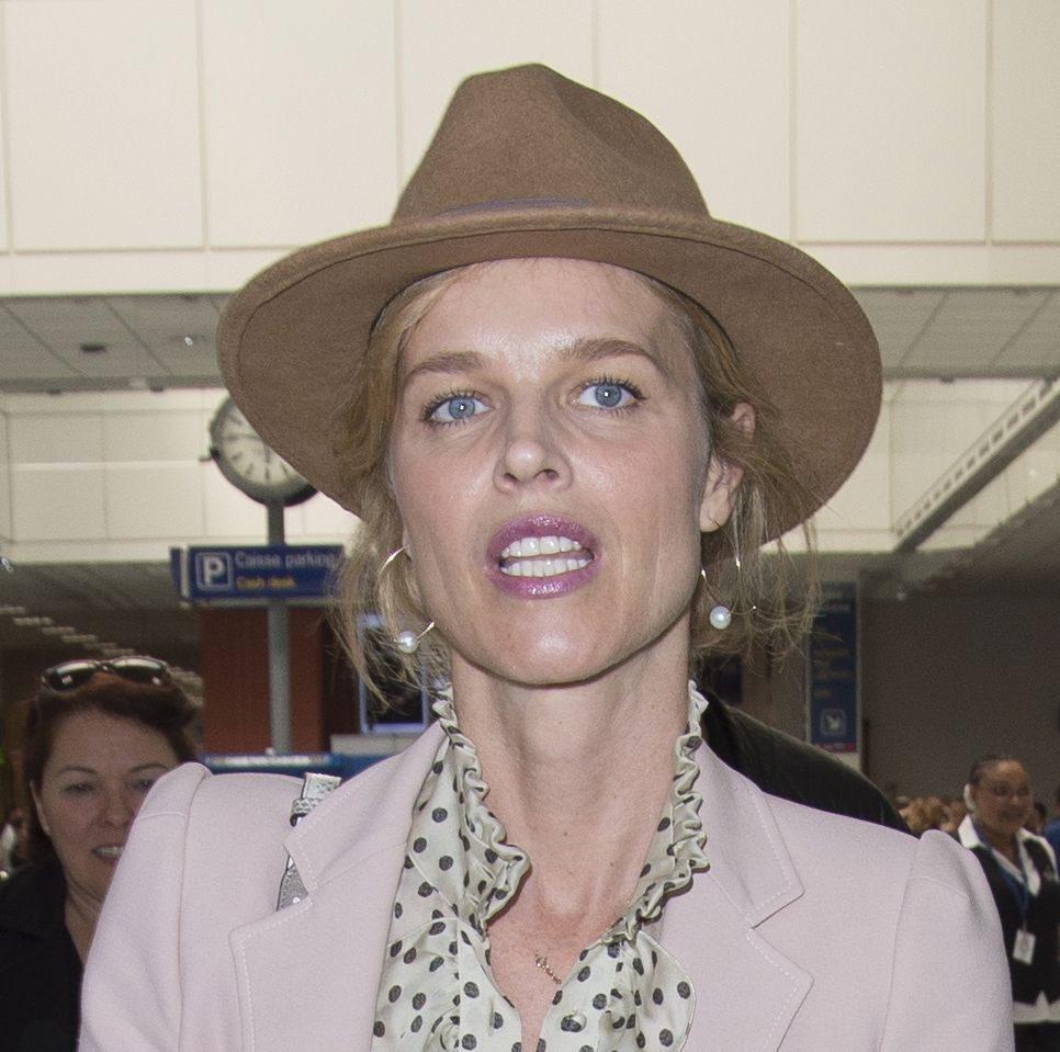 Eva Herzigová dorazila do Cannes.